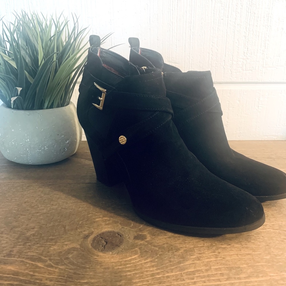 TOMMY HILFIGER Booties
